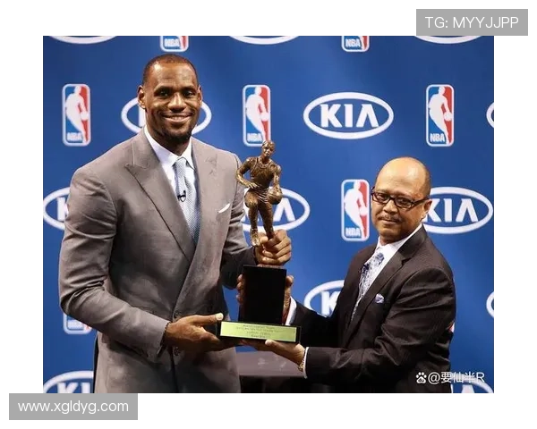 热火是否应为詹姆斯退役6号球衣两冠两MVP成就辉煌历史